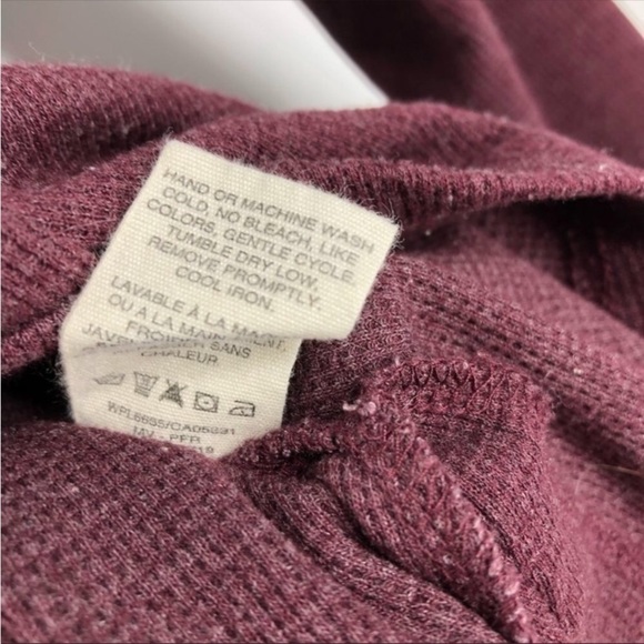 WOOLRICH Burgundy Long Sleeve Lightweight Turtleneck Sweater Oversized Small - Picture 6 of 7